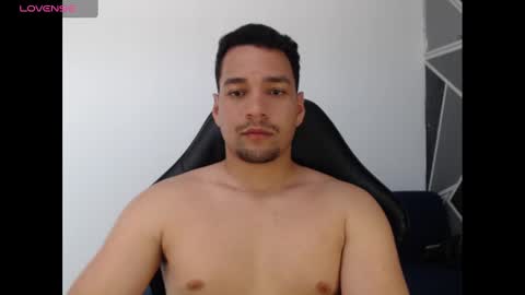 Snapshot of secretboy5000 chatting on 12.21.24 Jex online show from 12.21.24