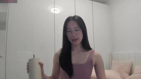 Angela online show from 11.22.25