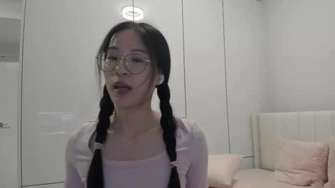 Angela online show from 12.17.25