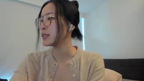 Angela online show from 06.10.26