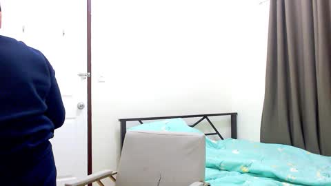 Snapshot of secretlover010101 chatting on 12.04.24 MILAN online show from 12.04.24