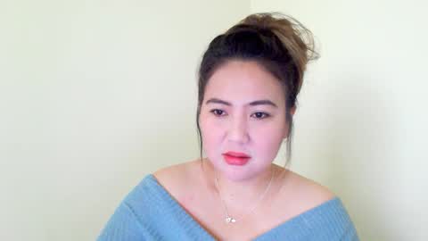 Snapshot of secretlover010101 chatting on 01.05.25 MILAN online show from 01.05.25