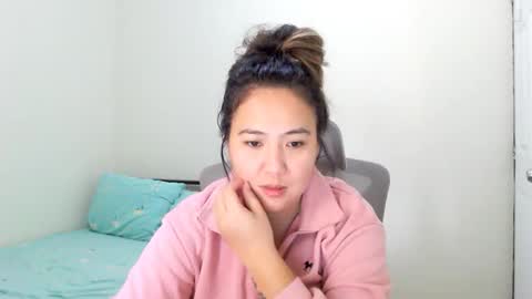 Snapshot of secretlover010101 chatting on 03.11.25 MILAN online show from 03.11.25