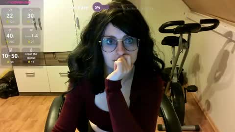 secretmia94 online show from 04.15.26