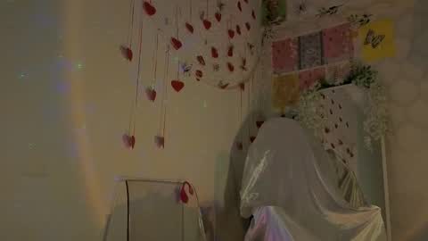 Snapshot of seductive_flower chatting on 03.10.26 Mali online show from 03.10.26