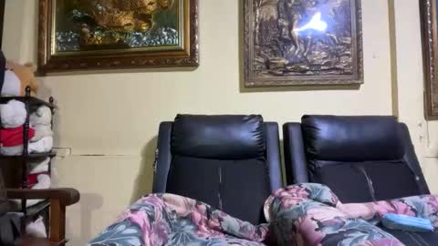 seductive_housewife online show from 03.04.26