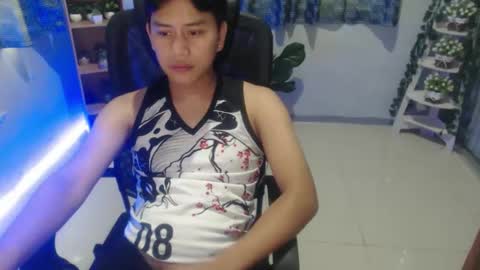 Snapshot of seductivee_bigcock chatting on 10.23.25 John online show from 10.23.25