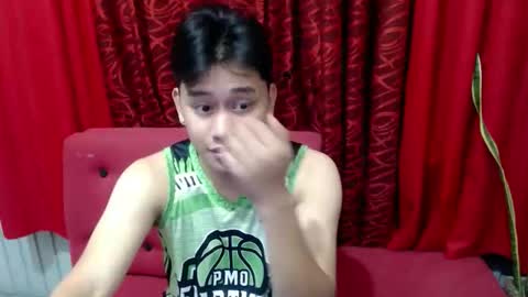 Snapshot of seductivee_bigcock chatting on 04.10.26 John online show from 04.10.26