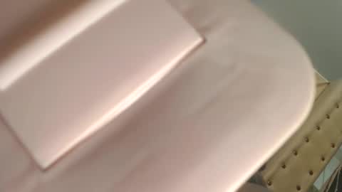 Snapshot of seductivegoddessslut chatting on 11.26.25 Ivy online show from 11.26.25