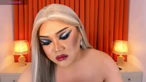 Natalie Mefford online show from 02.27.25