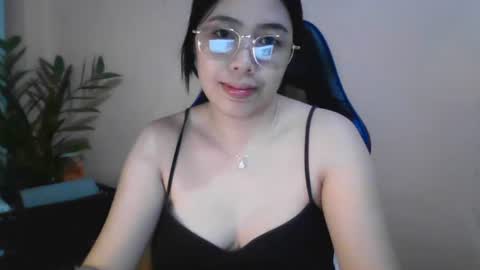 Snapshot of seductivesoullalara chatting on 06.23.26 Lalara online show from 06.23.26