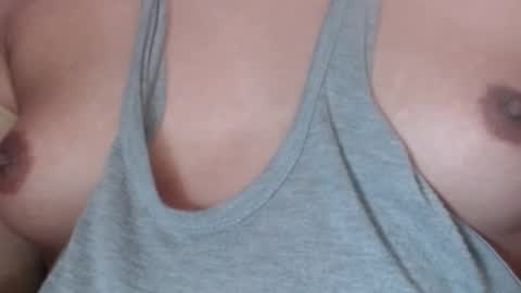 Snapshot of selda_ chatting on 02.19.25 Selda online show from 02.19.25