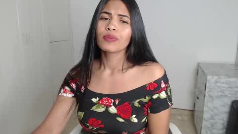 seleena__ online show from 03.05.25
