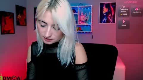 selena addison online show from 11.21.25