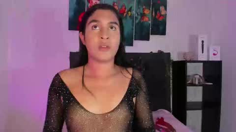 Snapshot of selena_fox7 chatting on 09.22.25 selena_fox7 online show from 09.22.25