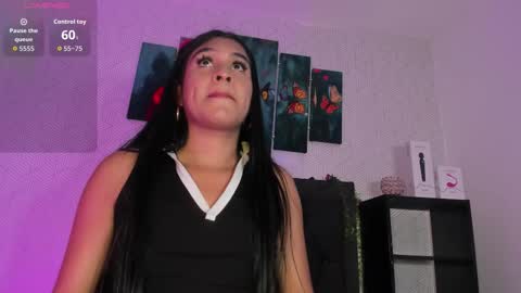 Snapshot of selena_fox7 chatting on 09.24.25 selena_fox7 online show from 09.24.25