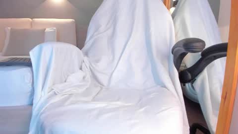 Selena online show from 02.08.26