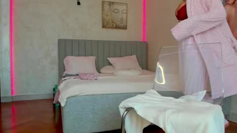 Selena online show from 04.16.26