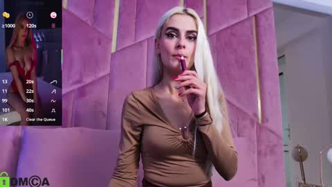 Selena online show from 11.10.25