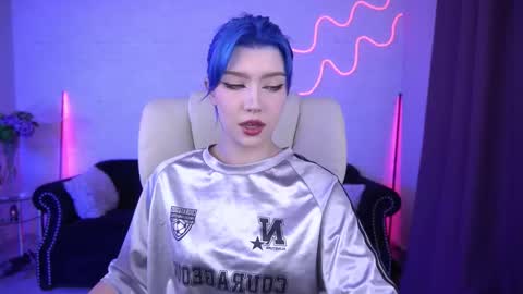 selenairis online show from 10.25.25