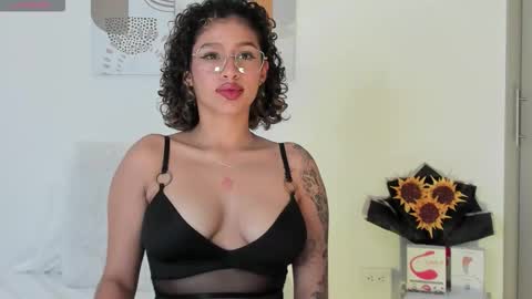 Sele online show from 10.24.25