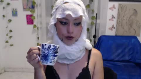 Snapshot of seley222 chatting on 06.10.26 Ask me online show from 06.10.26