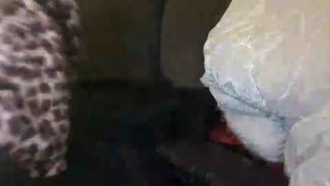 Julian Kinky Bi-guy online show from 12.10.24