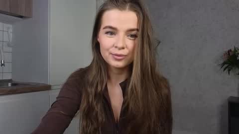 Snapshot of selfish_ashley chatting on 11.13.25 Eve online show from 11.13.25