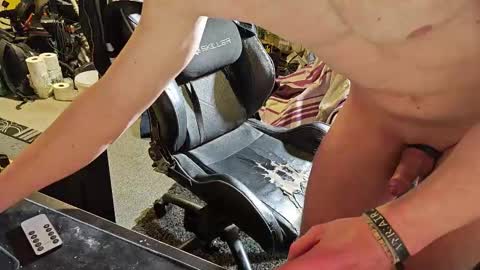 Snapshot of selfsuck_master69 chatting on 01.07.26 BiG DicK online show from 01.07.26