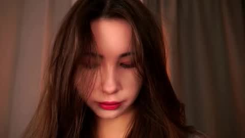 Elizabeth online show from 12.04.25