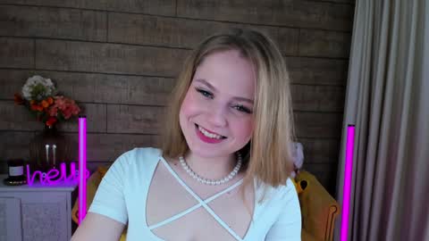 Snapshot of selinswarovski chatting on 02.07.25 SelinSwarovski online show from 02.07.25