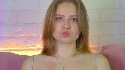 Snapshot of selinswarovski chatting on 02.02.26 SelinSwarovski online show from 02.02.26