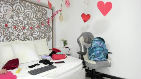 Selket online show from 02.05.25