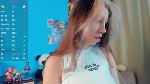 Snapshot of sell0n chatting on 02.13.26 Mindy online show from 02.13.26