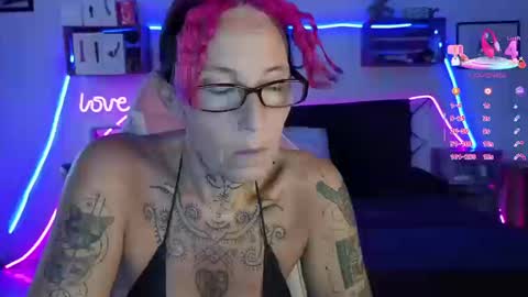 Snapshot of selvaggia_del_caribe chatting on 10.15.25 Selvaggia Del Caribe online show from 10.15.25