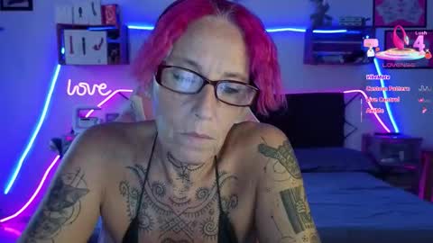 Snapshot of selvaggia_del_caribe chatting on 10.29.25 Selvaggia Del Caribe online show from 10.29.25