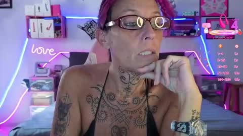 Snapshot of selvaggia_del_caribe chatting on 11.14.25 Selvaggia Del Caribe online show from 11.14.25