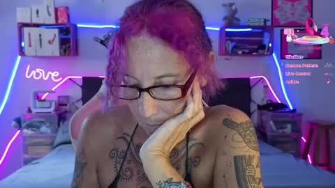 Snapshot of selvaggia_del_caribe chatting on 12.04.25 Selvaggia Del Caribe online show from 12.04.25