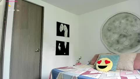 Selyn online show from 04.14.26