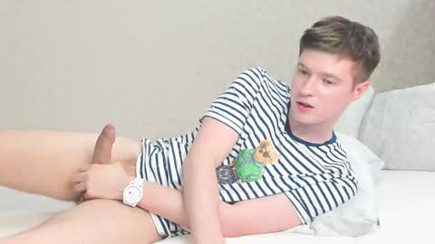 Snapshot of semyonone chatting on 03.04.26 Semyon online show from 03.04.26