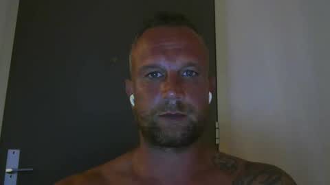 sence08 online show from 09.15.25