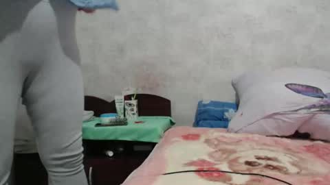 Snapshot of seniorita333 chatting on 11.24.25 Lenna online show from 11.24.25