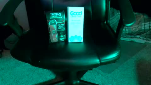 Snapshot of senorgrower chatting on 01.09.25 Mr. Watch Me Grow online show from 01.09.25