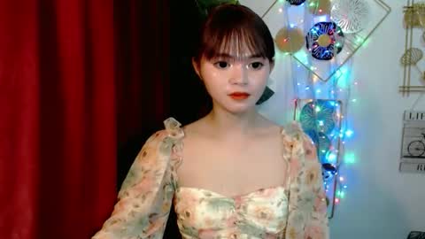 sensational_yeng online show from 12.22.25