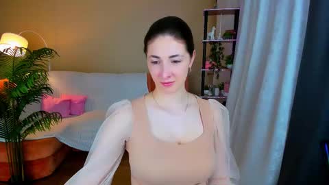 Snapshot of sensitiveheartt chatting on 10.16.25 sensitiveheartt online show from 10.16.25