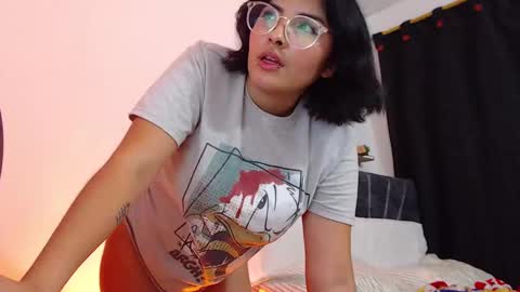 Snapshot of sensual_flame chatting on 12.04.24 Camille and sophie online show from 12.04.24