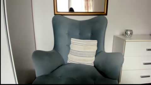 Snapshot of sensuallstella chatting on 07.20.26 sensuallstella online show from 07.20.26