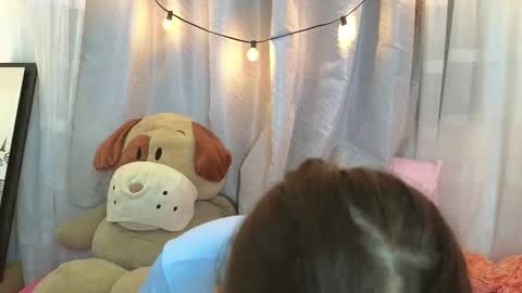 Snapshot of serafina_ chatting on 10.27.25 serafina_ online show from 10.27.25