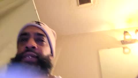 Snapshot of serani02 chatting on 01.19.26 Serani online show from 01.19.26