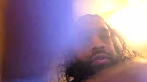 Snapshot of serani02 chatting on 05.12.26 Serani online show from 05.12.26